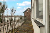 Balkon Straßenseite - 