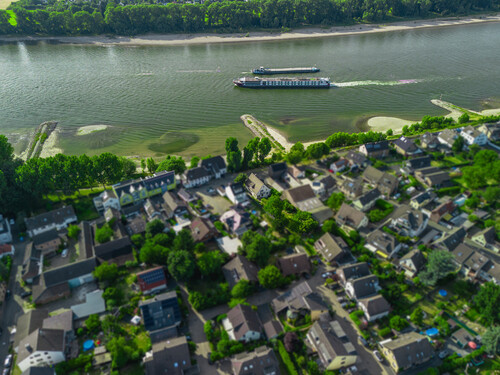 Luftbild - 7 Zimmer Einfamilienhaus in Köln