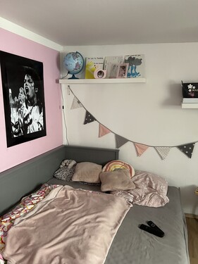 Zimmer 2 - 