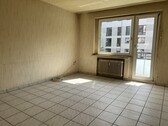 Wohnzimmer - 2 Zimmer Etagenwohnung zum Kaufen in Köln / Mülheim