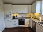Küche mit Einbauküche - 