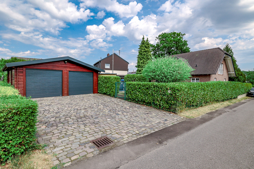 Garage - 