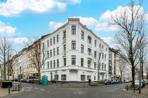 Außenansicht - Dachgeschoßwohnung mit 60,22 m&sup2; in Köln zum Kaufen