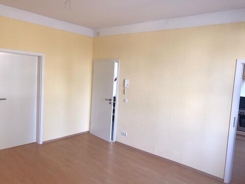 Raum 2 - 3 Zimmer Büro zur Miete in Königswinter