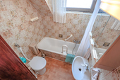 Linkes Haus - 