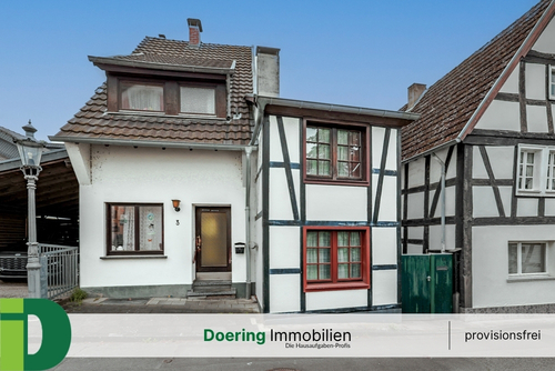 Vorderansicht - Wohnen, Vermieten oder Kombinieren – zwei Häuser im Paket *provisionsfrei*
