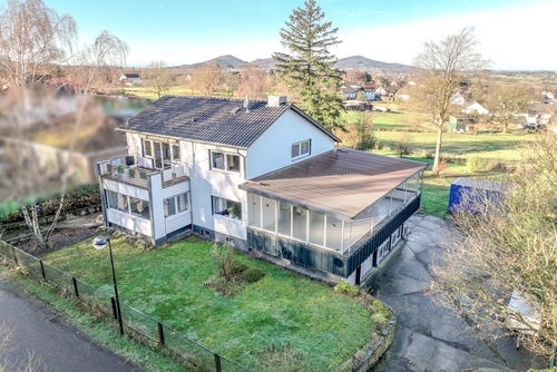 Luftbild - 6 Zimmer Einfamilienhaus zum Kaufen in Bad Honnef