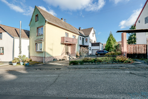 Vorderansicht - 7 Zimmer Einfamilienhaus zum Kaufen in Königswinter