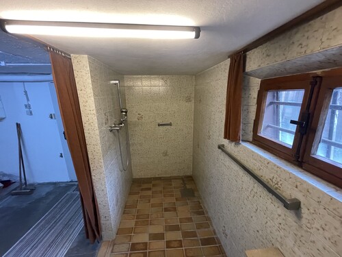 Dusche im Keller - 