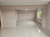 Wohn- und Essbereich - Stieldorferhohn: Top-modernisierte Etagenwohnung mit gehobener Ausstattung