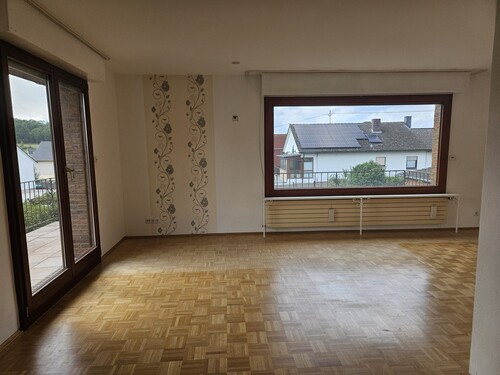 Wohnzimmer - 5 Zimmer Einfamilienhaus zur Miete in Königswinter