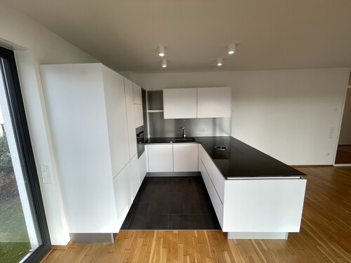 Wohn-Essbereich - Etagenwohnung mit 96,00 m&sup2; in Königswinter zur Miete