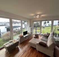 Perfektes Zuhause für Paare & junge Familien – stilvolle 3 Zimmer mit 98 qm, Terrasse & Carport - Hennef