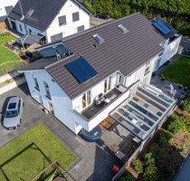 Hochwertige Doppelhaushälfte mit Garten, Garage & Einbauküche - Eitorf Mühleip