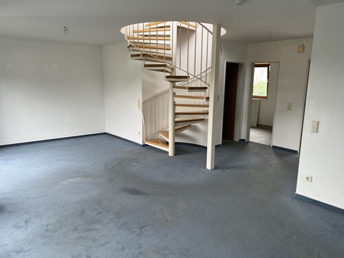 Wohn - / Essbereich - 3 Zimmer Maisonettenwohnung zur Miete in Königswinter