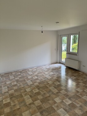 Zimmer 2 UG - 