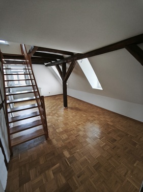 Wohnen-Essen - 3 Zimmer Maisonettenwohnung zum Kaufen in Langenbrettach