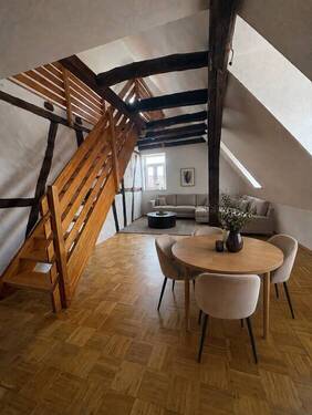 Wohnen-Essen KI - Modern trifft Fachwerk - 3 Zimmer-Maisonette-Wohnung in Brettach!