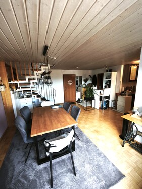 Wohnen-Essen - Gepflegte 3 Zi.-Maisonette-Wohnung in sonniger u. ruhiger Aussichtslage!
