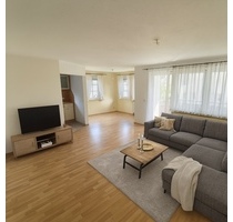 Gepflegte 3 Zi.-EG-Wohnung in sonniger u. ruhiger Lage - Hardthausen am Kocher