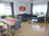 Wohnen - Gepflegte 3-Zimmer Wohnung m. großem Balkon!