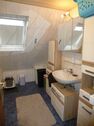 Bad - Dachgeschoßwohnung mit 60,00 m&sup2; in Neuenstadt zur Miete