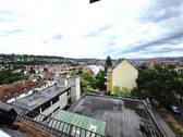 Top Aussicht - Schicke 2-12-Zi.-DG-Wohnung - 995,00&nbsp;EUR Kaltmiete, ca.&nbsp; 60,00&nbsp;m&sup2;&nbsp;Wohnfl&auml;che