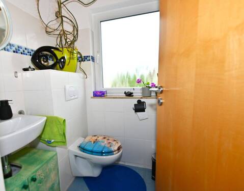 sep. WC mit Fenster - 