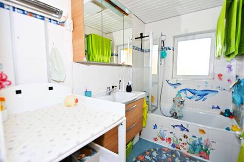 Bad mit Fenster - 