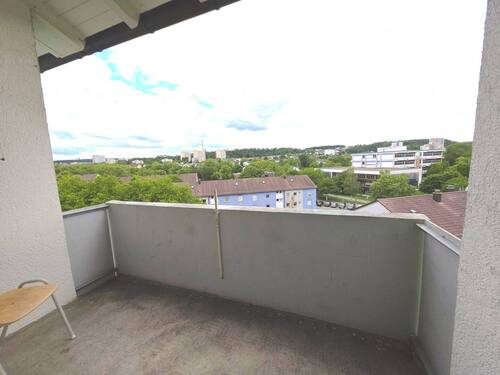 Balkon mit Blick - 3 Zimmer Etagenwohnung in Böblingen