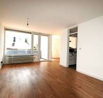 Lichtdurchflutet & gepflegt: 2-Zimmer-Wohnung mit Balkon & EBK - Böblingen