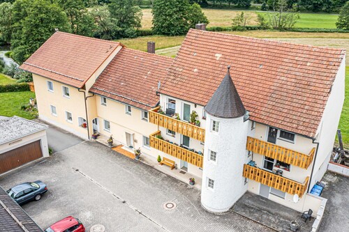 Aussenansicht - Mehrfamilienhaus, Wohnhaus mit 799,41 m&sup2; in Arnschwang zum Kaufen