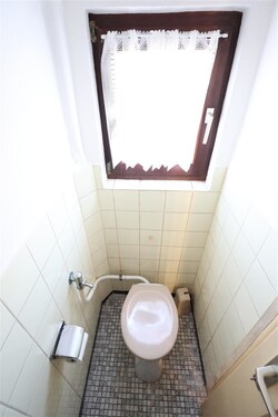 WC - 
