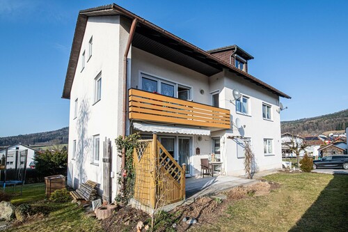 Aussenansicht(8) - Mehrfamilienhaus, Wohnhaus mit 258,37 m&sup2; in Waldmünchen zum Kaufen