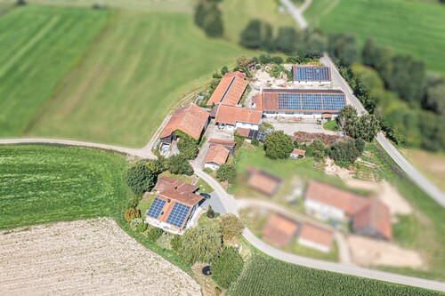 Aussenansicht - 7 Zimmer Mehrfamilienhaus, Wohnhaus in Arnschwang