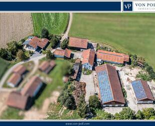 Weitläufiges Grundstück, Wohnhaus mit vielseitigen Hallen, Scheunen und PV-Power - Arnschwang