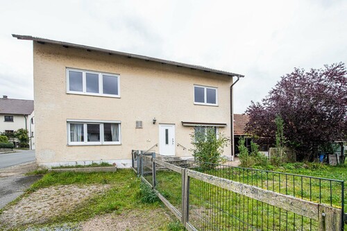 Aussenansicht - 8 Zimmer Zweifamilienhaus in Falkenstein/Völling