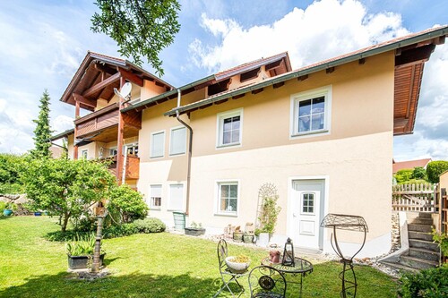 Aussenansicht - Mehrfamilienhaus, Wohnhaus mit 329,00 m² in Willmering zum Kaufen