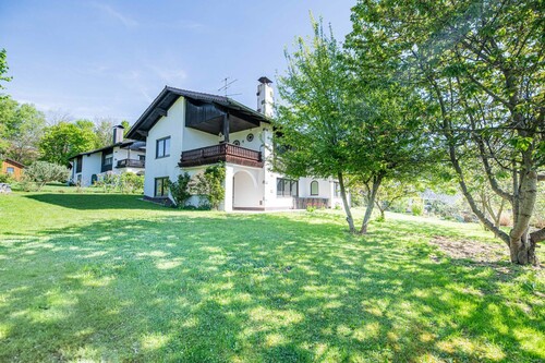 Aussenbilder - 5 Zimmer Zweifamilienhaus in Stamsried