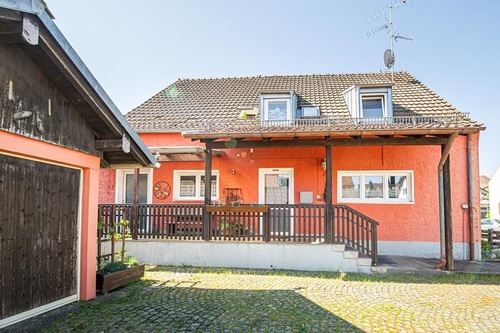 Aussenansicht - 9 Zimmer Einfamilienhaus in Bogen