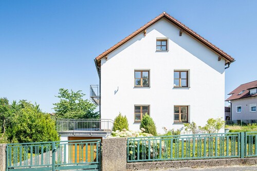 Aussenansicht - 6 Zimmer Mehrfamilienhaus, Wohnhaus in Kötzting