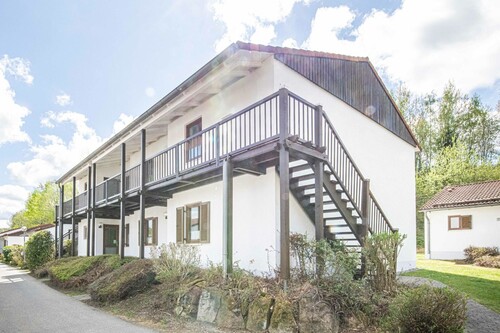 Aussenansicht(4) - Erdgeschoßwohnung mit 68,22 m² in Falkenstein zum Kaufen