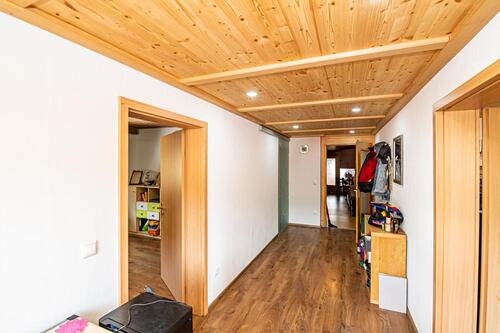 Wohnung_3_DG_Flur (1) - 