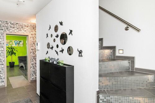 EG Flur mit Aufgang OG - 