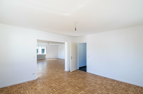 2_Obergeschoss_Esszimmer(1) - Etagenwohnung mit 150,00 m² in Cham zur Miete