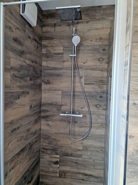 Beispielbild Dusche - 