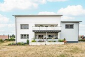 Aussenbereich - Zweifamilienhaus mit 351,00 m&sup2; in Roding zum Kaufen