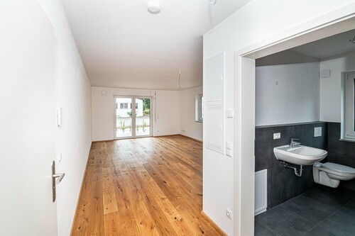 EG_Zimmer(1) - Erdgeschoßwohnung mit 39,42 m² in Cham zum Kaufen