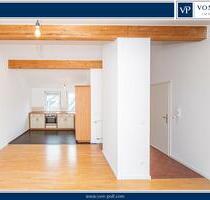 Vermietung: Helle Dachgeschosswohnung mit Balkon und Wohlfühlambiente - Cham