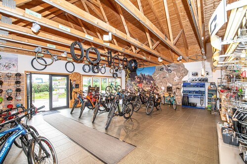 Eingangsbereich_Verkaufsraum - 